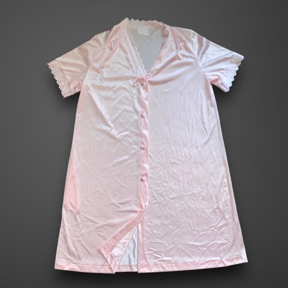 v i n t a g e :: Silky Embroidered Satin Nylon Nightgown Floral Robe Slip - Picture 6 of 14